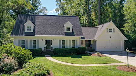 535 Bridgewater Dr Sandy Springs, GA 30328