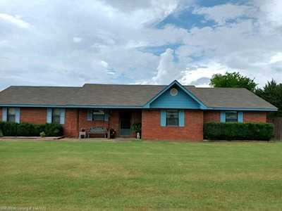 11 Meadowbrook Dr Heavener, OK 74937