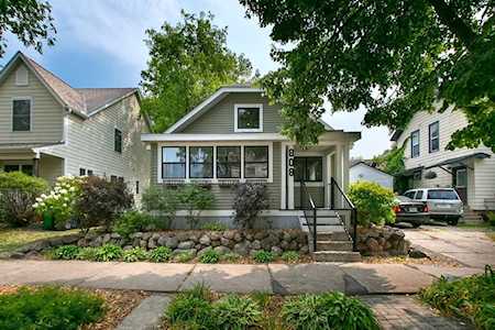 808 24th Avenue NE Minneapolis, MN 55418