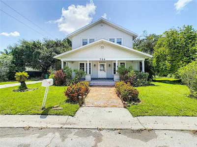 709 3rd Street Dr W Palmetto, FL 34221