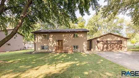 107 N Kelley Ave Hartford, SD 57033
