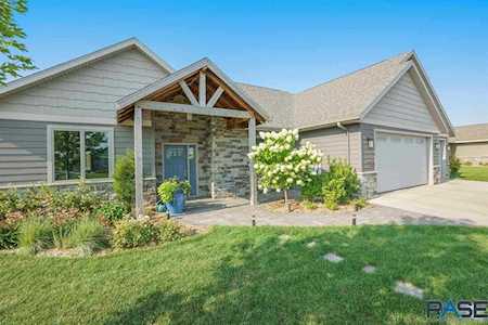 9009 W Lakeside Dr Sioux Falls, SD 57107