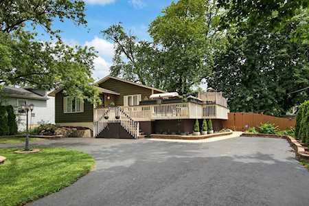 1221 N Lake Shore Dr Round Lake Beach, IL 60073