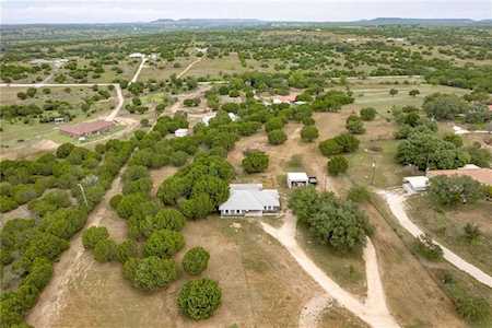 130 County Road 3357 Kempner, TX 76539