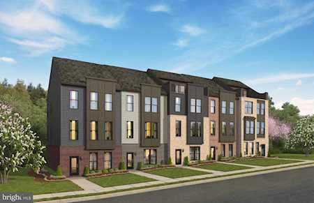2329 Liberty Loop Herndon, VA 20171