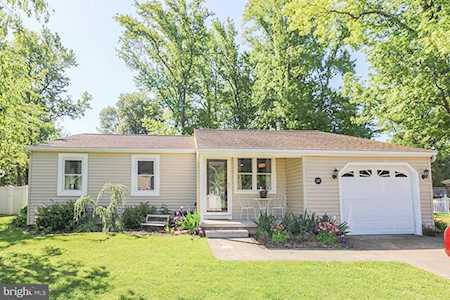 613 Orchard Way Mount Laurel, NJ 08054