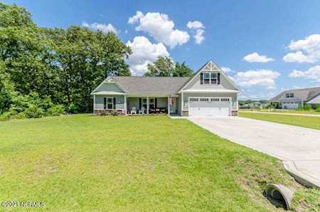 600 Feather Ct Richlands, NC 28574