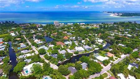525 Treasure Boat WAY Sarasota, FL 34242