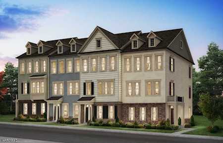 9 Ambrosia Livingston Twp., NJ 07039