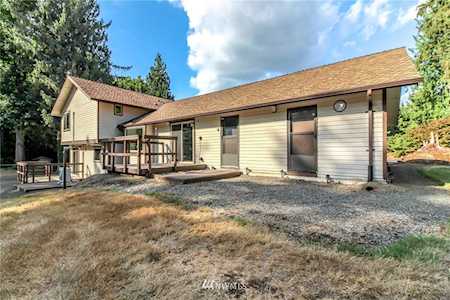 5239 333rd Ave SE Fall City, WA 98024