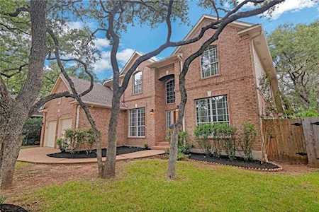 6408 Farmdale LN Austin, TX 78749
