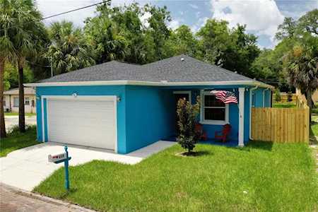 119 E Park St Tarpon Springs, FL 34689