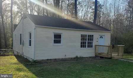 21799 Wasp Rd Lexington Park, MD 20653