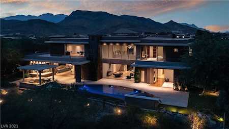 91 Hawk Ridge Dr Las Vegas, NV 89135