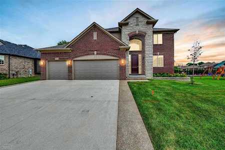 46258 Terrace Dr Shelby Twp, MI 48317