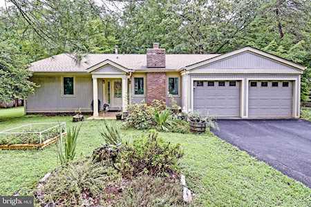 6268 Occoquan Forest Dr Manassas, VA 20112