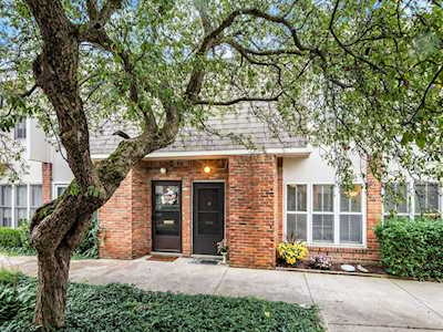 1572 Lafayette Drive Upper Arlington, OH 43220