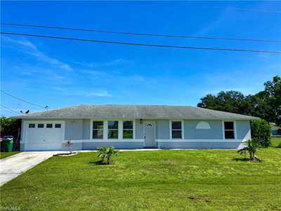 1729 NE 20th Terrace Cape Coral, FL 33909