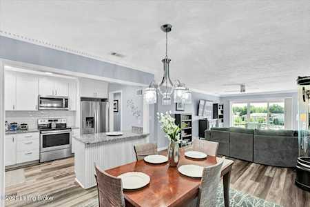 3030 Breckenridge Ln #324 Louisville, KY 40220