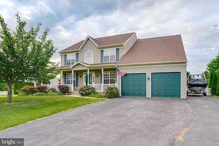5881 Union Ridge Dr Adamstown, MD 21710