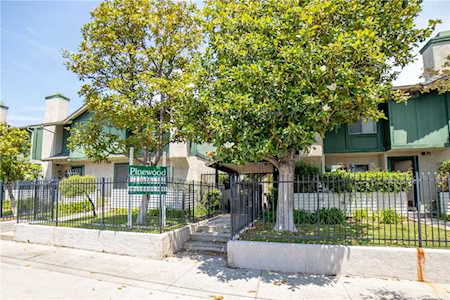 9740 Sepulveda Blvd #35 North Hills, CA 91343