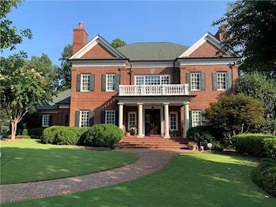 4821 Outer Bank Dr Peachtree Corners, GA 30092