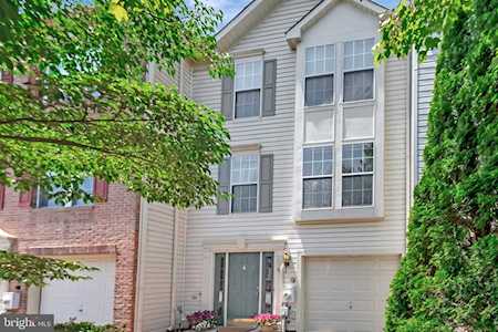 6 Hibiscus Dr Newark, DE 19702