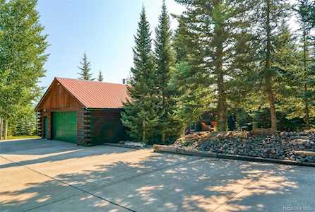29835 Rock Point Trl Oak Creek, CO 80467