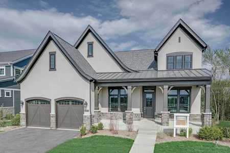 2824 Parkside Circle Glenview, IL 60026