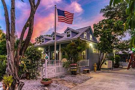205 6th Ave S Safety Harbor, FL 34695