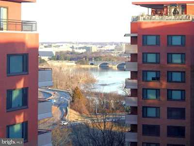 1111 Arlington Blvd #933 Arlington, VA 22209