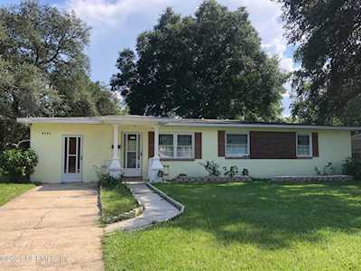 6126 Columbine Dr Jacksonville, FL 32211