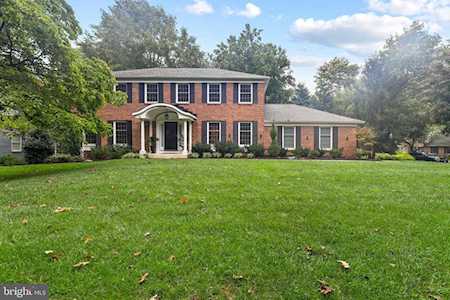 4504 Alpine Rose Bend Ellicott City, MD 21042