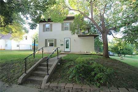 807 W Davis St Savannah, MO 64485