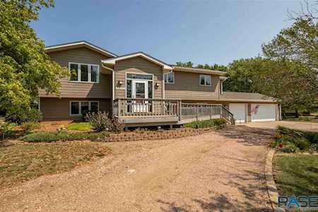 46536 Jeannine Dr Hartford, SD 57033