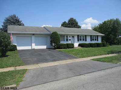 220 N Mcallister Street N Bellefonte, PA 16823