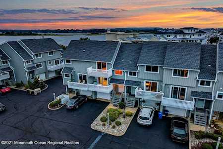 5 Island View Way #62 Sea Bright, NJ 07760