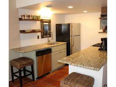 1800 Lavaca ST #306 Austin, TX 78701