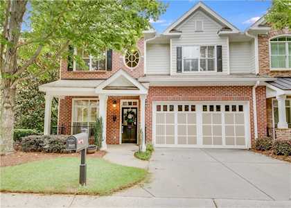 5425 Glenridge Hill Atlanta, GA 30342