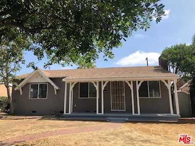 8684 Costello Ave Panorama City, CA 91402