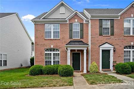 2157 Lake Breeze Ln Denver, NC 28037