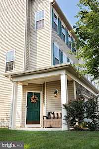 25094 Magnetite Terrace Aldie, VA 20105