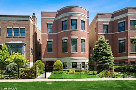 2735 N Hermitage Ave Chicago, IL 60614