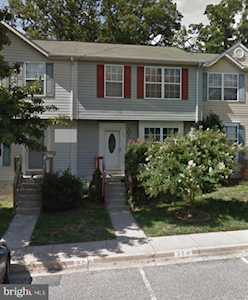 326 Lindera Ct Glen Burnie, MD 21061
