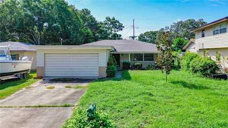 10426 Kumquat Ln Seminole, FL 33772