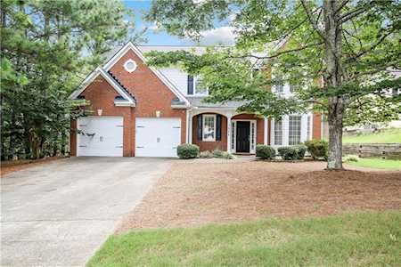 1024 Chatsworth Ln Woodstock, GA 30189