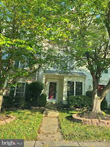 8894 Stable Forest Place Bristow, VA 20136