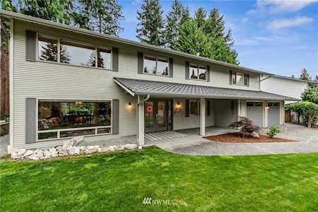 16817 155th Place SE Renton, WA 98058