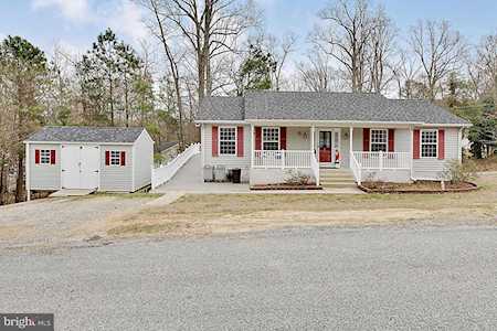 12026 Settlers Trl Lusby, MD 20657