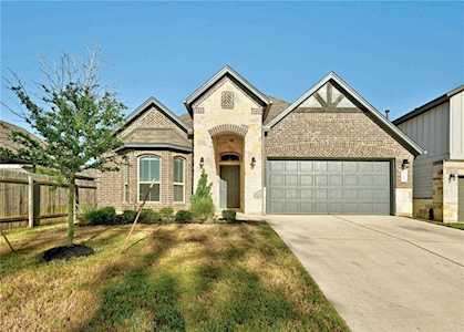 1209 Goldilocks LN Manchaca, TX 78652